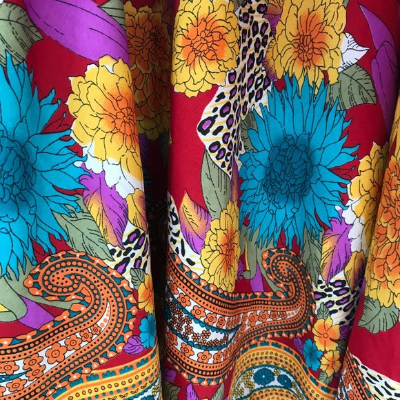 Kariza Designs - Vintage Convertible Floral Wrap (with Booklet) - Picture 6 of 9